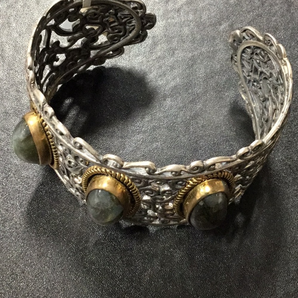 Silver Cuff - Picture 2 of 3